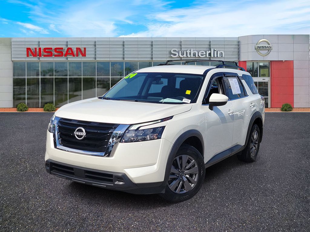 Pearl White 2024 Nissan Pathfinder SUV / Crossover Front-Wheel Drive 9-Speed Automatic