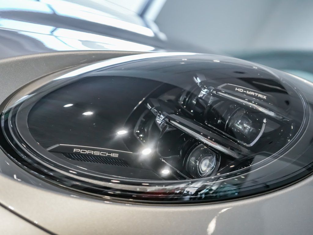 New 2026  Porsche Carrera 4S image 32