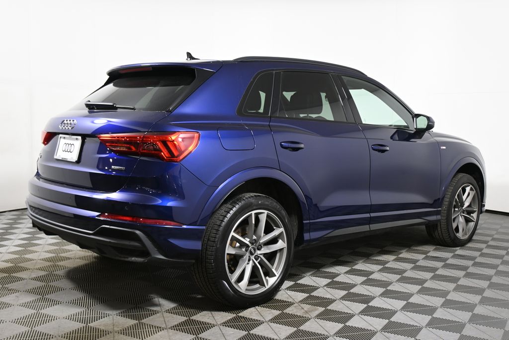 Thumbnail: 2025 Audi Q3 - 7