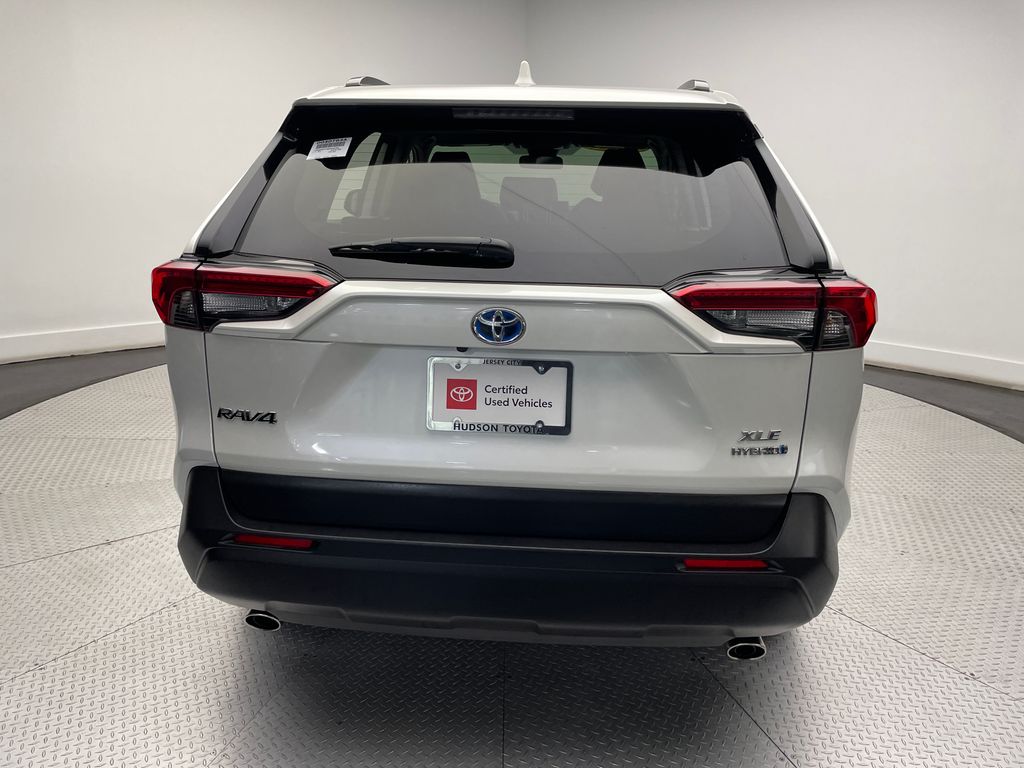 2021 Toyota RAV4 XLE Premium 6