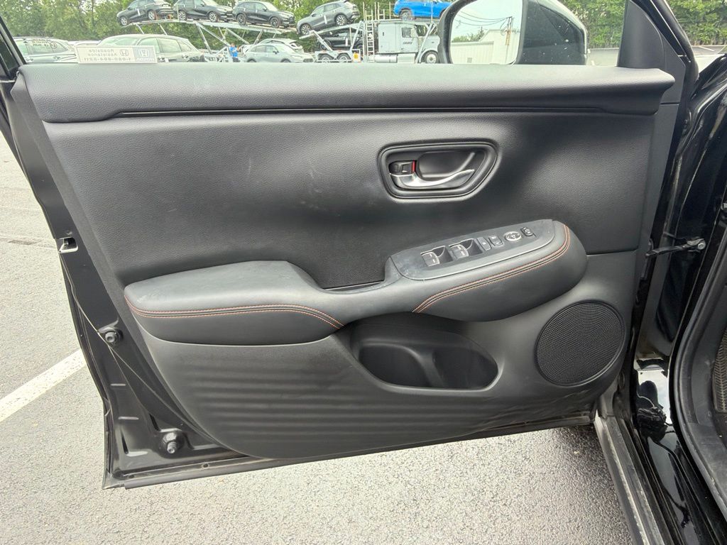 Thumbnail: 2024 Honda HR-V - 17