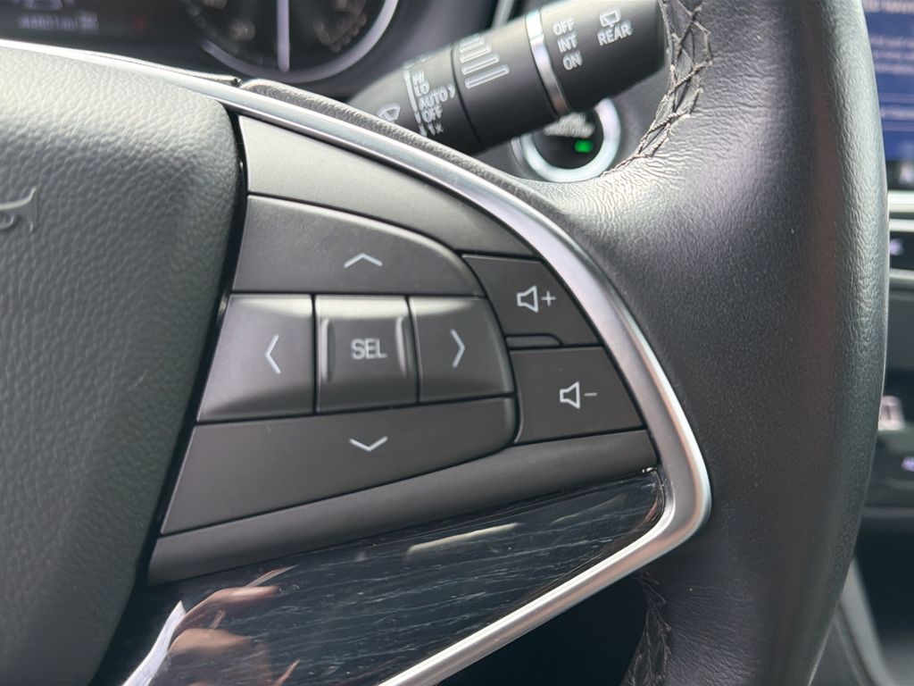 Thumbnail: 2024 Cadillac XT5 - 27