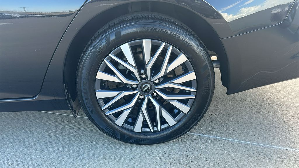 2025 Nissan Altima 2.5 SV Black at Durrett Motor Company
