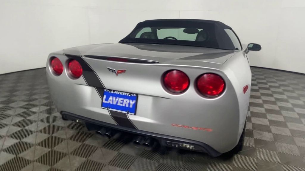 2008 Chevrolet Corvette Base 8