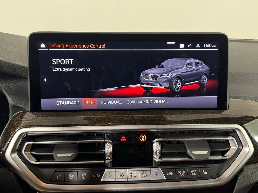 Thumbnail: 2025 BMW X4 - 22
