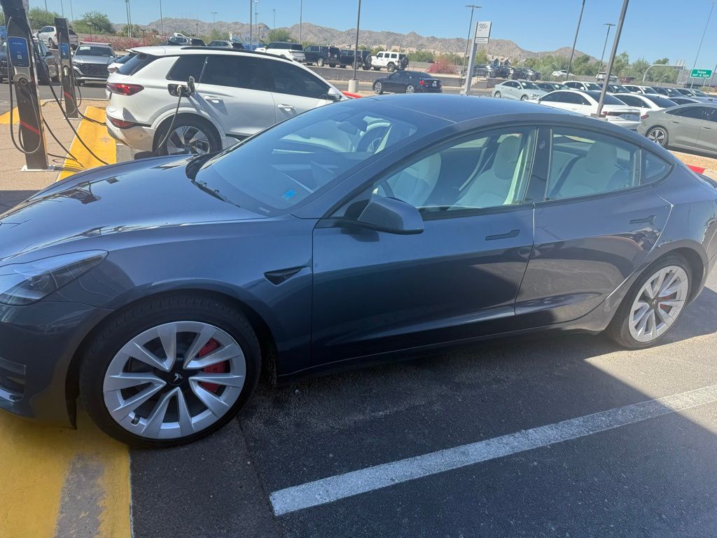 Thumbnail: 2022 Tesla Model 3 - 4
