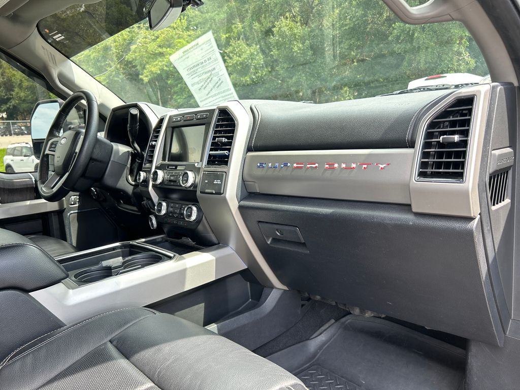Certified Used 2020 Green Ford Lariat image 13