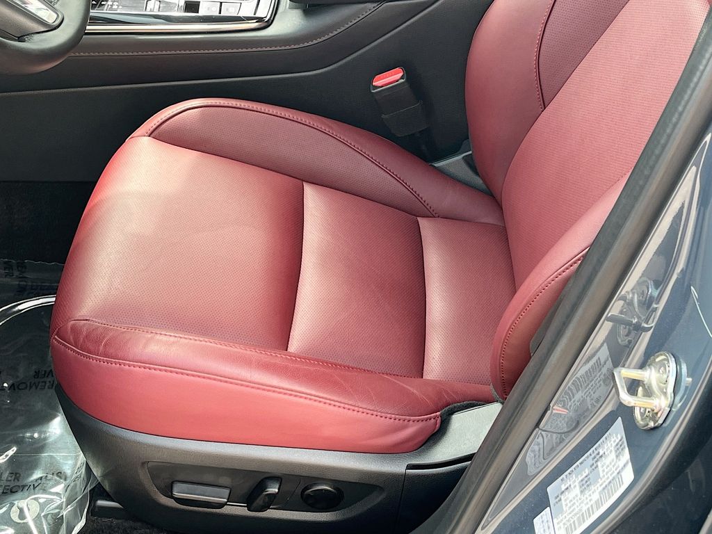 Used 2025 Gray Mazda 2.5 S Carbon Edition image 20