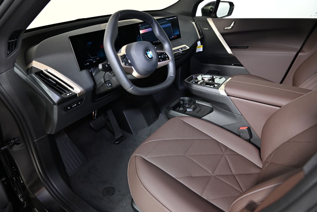 Thumbnail: 2026 BMW iX - 15