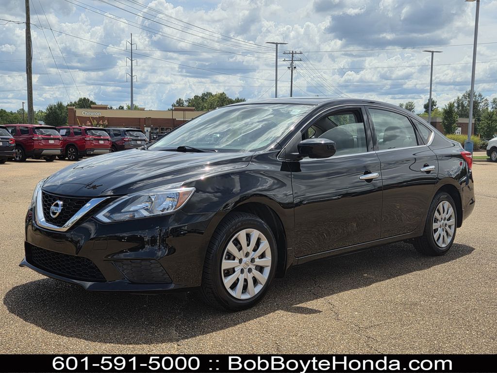 Super Black 2017 Nissan Sentra Sedan Front-Wheel Drive Continuously Variable Transmission