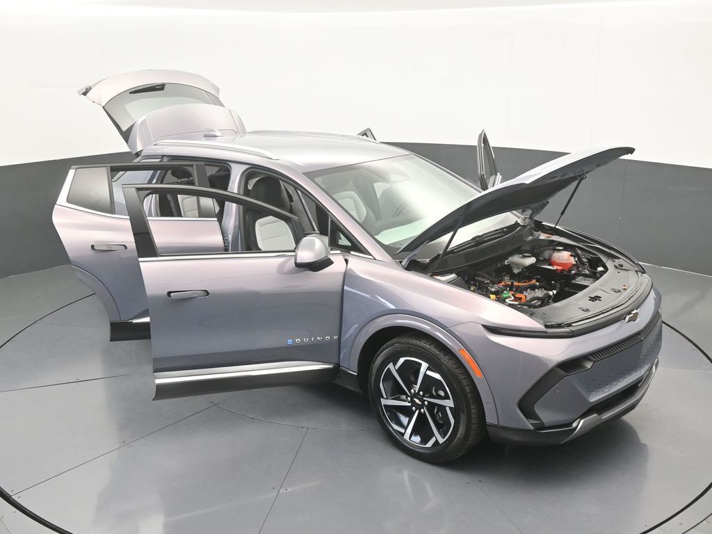 Used 2024 Galaxy Gray Metallic Chevrolet LT image 72