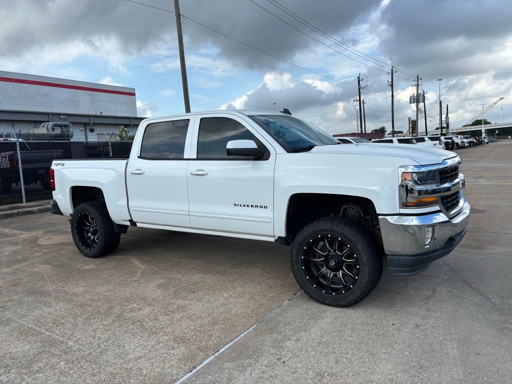 2017 Chevrolet Silverado 1500 LT White at Autostrade