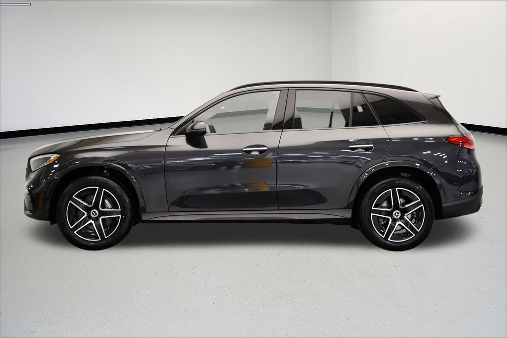 Thumbnail: 2026 Mercedes-Benz GLC - 2