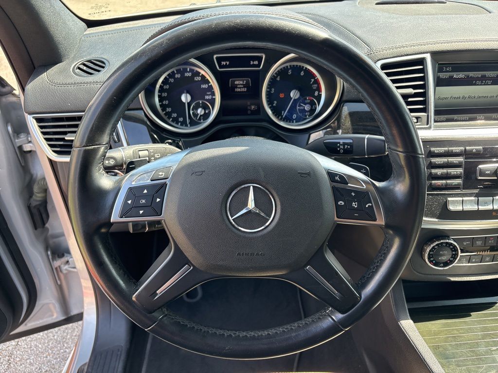 Thumbnail: 2016 Mercedes-Benz GL-Class - 16