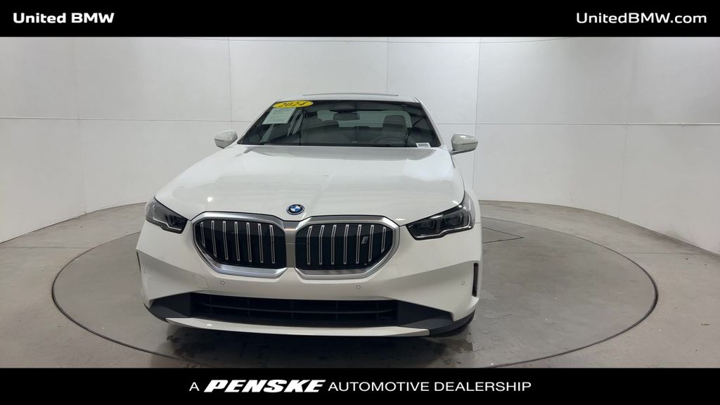 Thumbnail: 2024 BMW i5 - 3