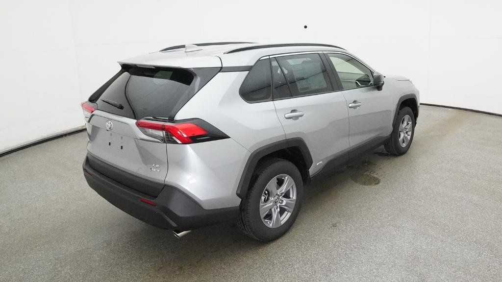 Thumbnail: 2025 Toyota RAV4 - 20