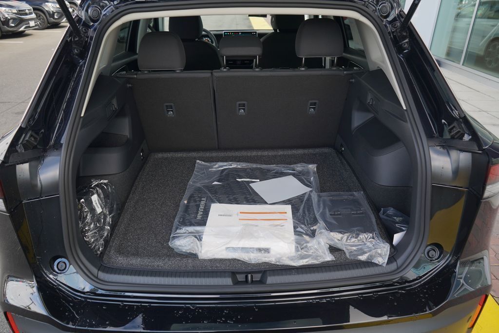 Thumbnail: 2026 Volkswagen Tiguan - 11