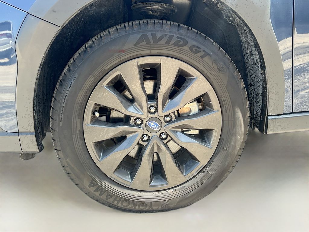 Used 2025 Blue Subaru Onyx Edition XT image 31