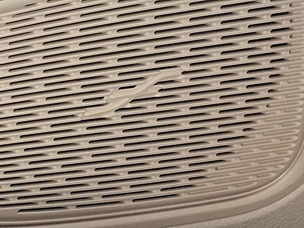 Thumbnail: 2025 Mercedes-Benz GLC - 25