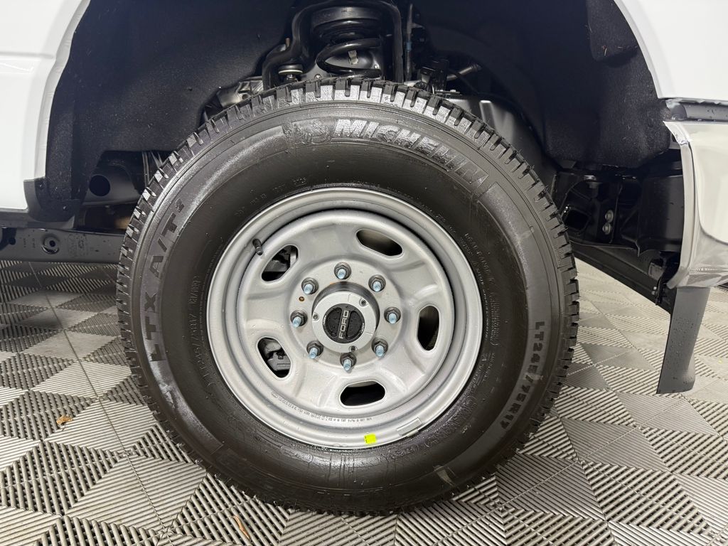 2026 Ford F-250 Crew Cab 4WD Cab Chassis for sale #9F0452 - photo 15