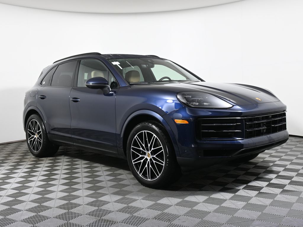 2024 Porsche Cayenne  8