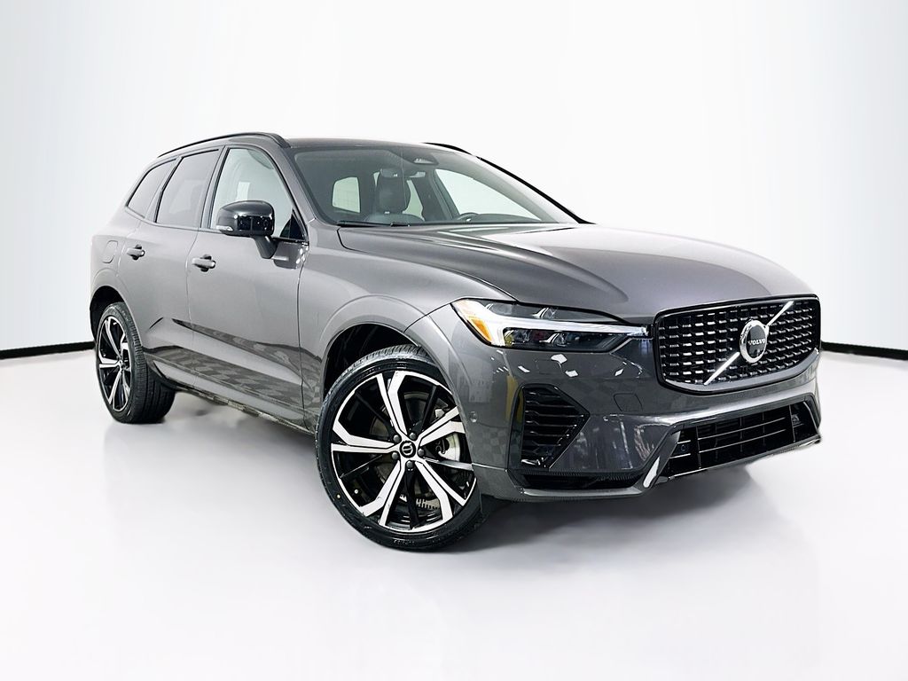 Platinum Gray Metallic 2022 Volvo XC60 T8 Recharge R-Design eAWD SUV / Crossover All-Wheel Drive Automatic
