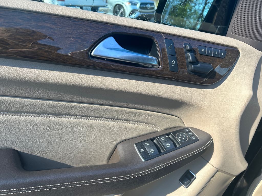 2012 Mercedes-Benz M-Class ML 350 Black at Phil Fitts Ford