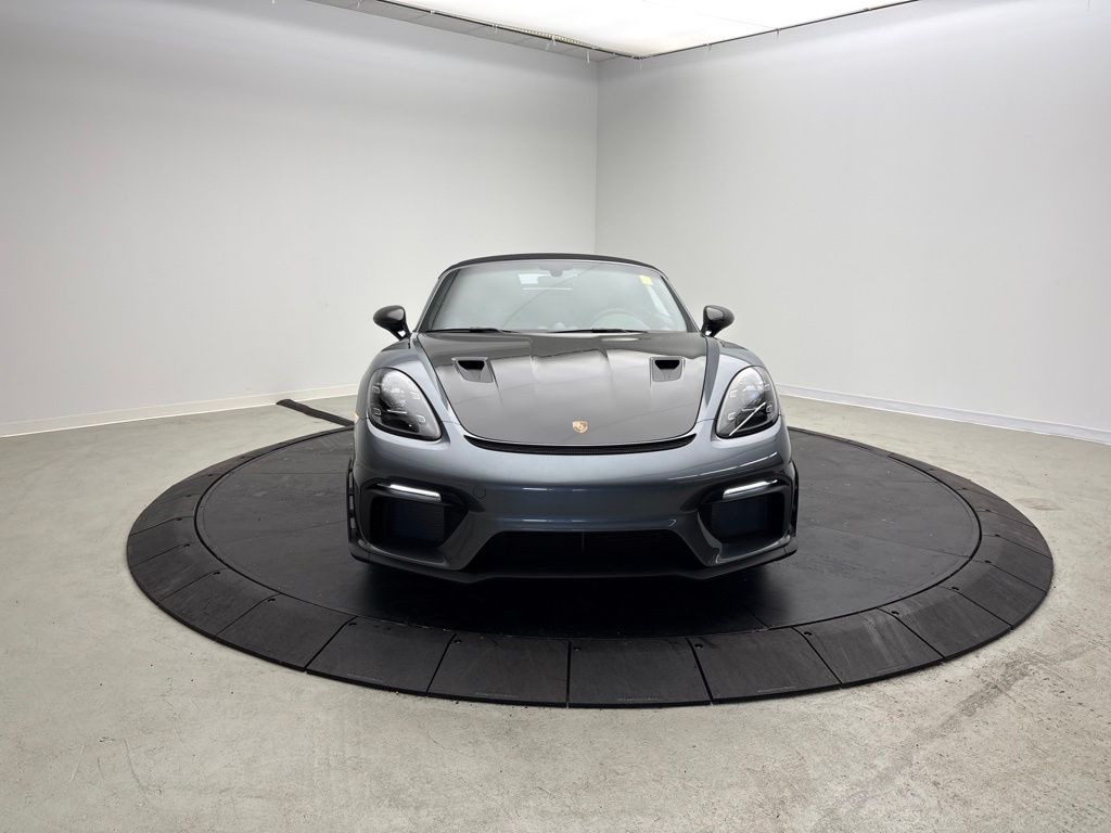 Thumbnail: 2025 Porsche  - 10