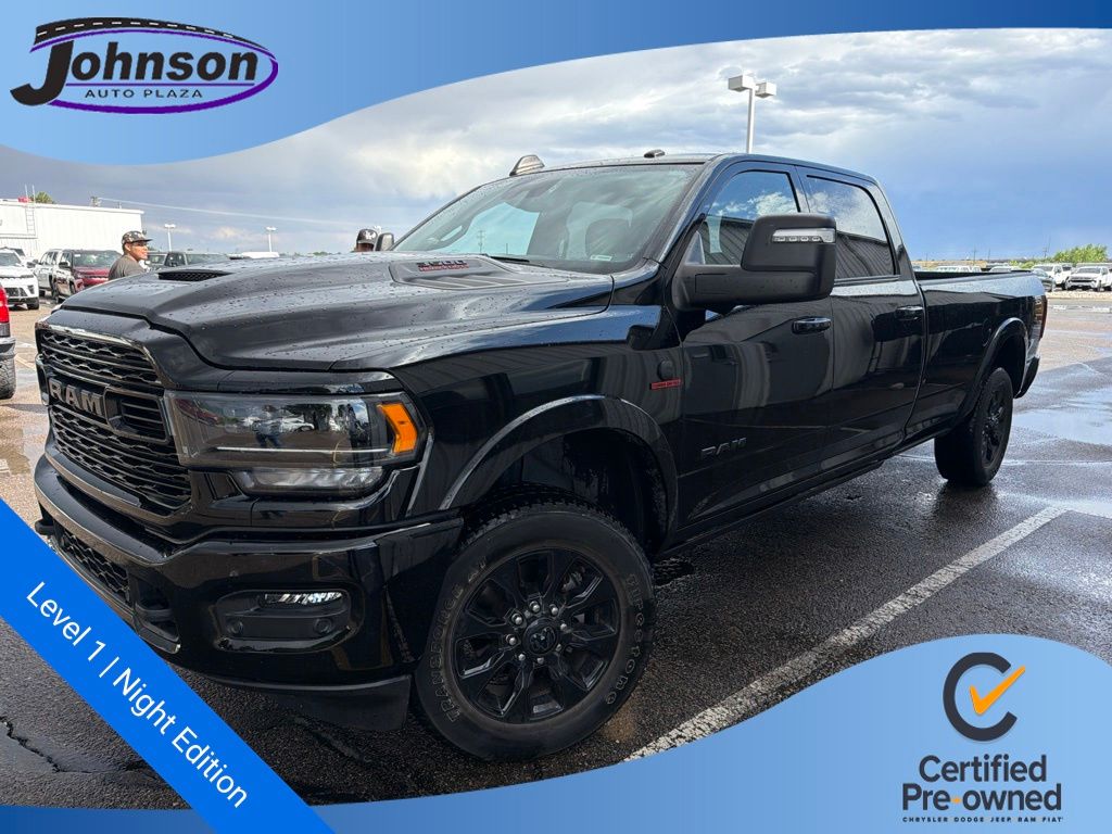 Diamond Black Crystal Pearlcoat 2024 RAM 3500 Pickup Truck Four-Wheel Drive 6-Speed Automatic