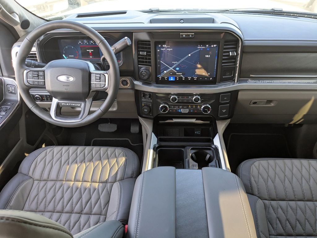 2025 Ford F-450 Super Duty Platinum