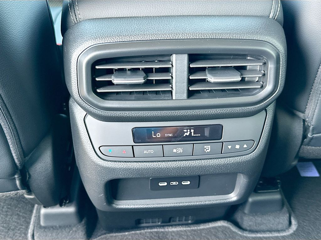 2025 Honda Pilot EX-L 17