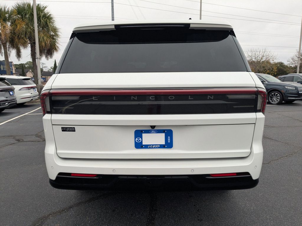 2025 Lincoln Navigator Reserve L