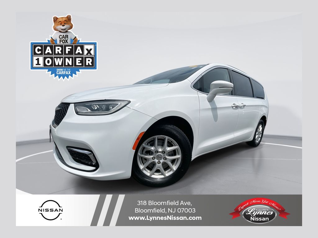 Bright White Clearcoat 2021 Chrysler Pacifica Touring L FWD Minivan Front-Wheel Drive 9-Speed Automatic