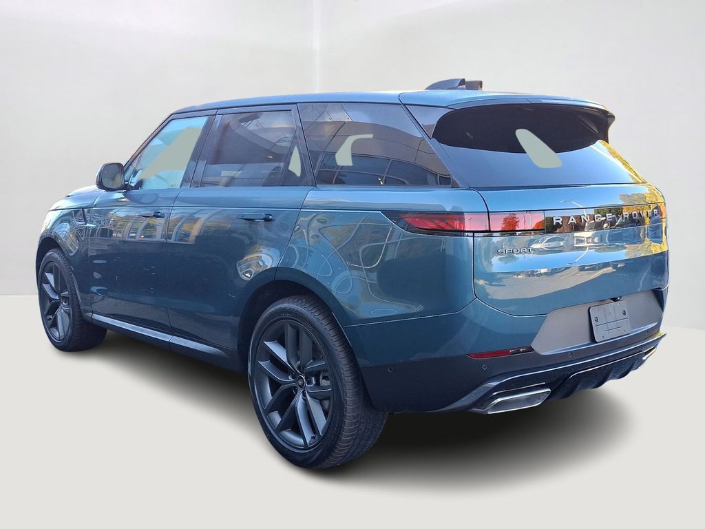 2025 Land Rover Range Rover Sport SE 4