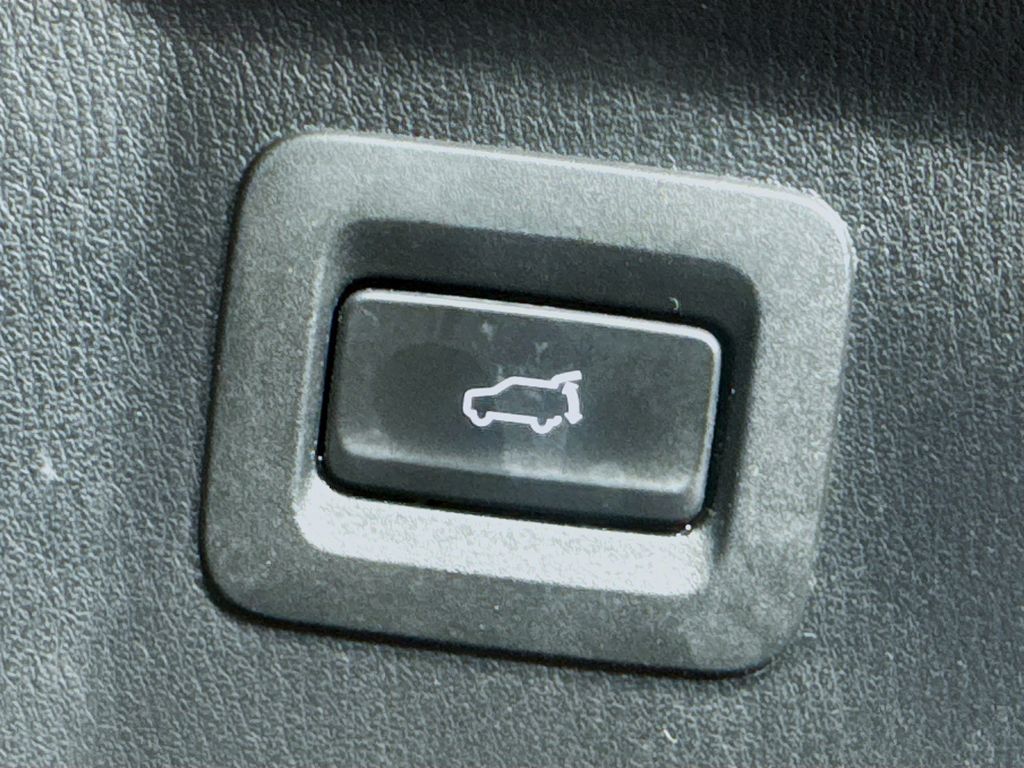 Used Car 2021 Mazda Cx-9  Grand Touring For Sale Under $25,000 In Austin, Texas