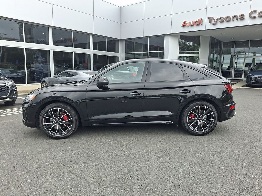 Thumbnail: 2023 Audi SQ5 - 7