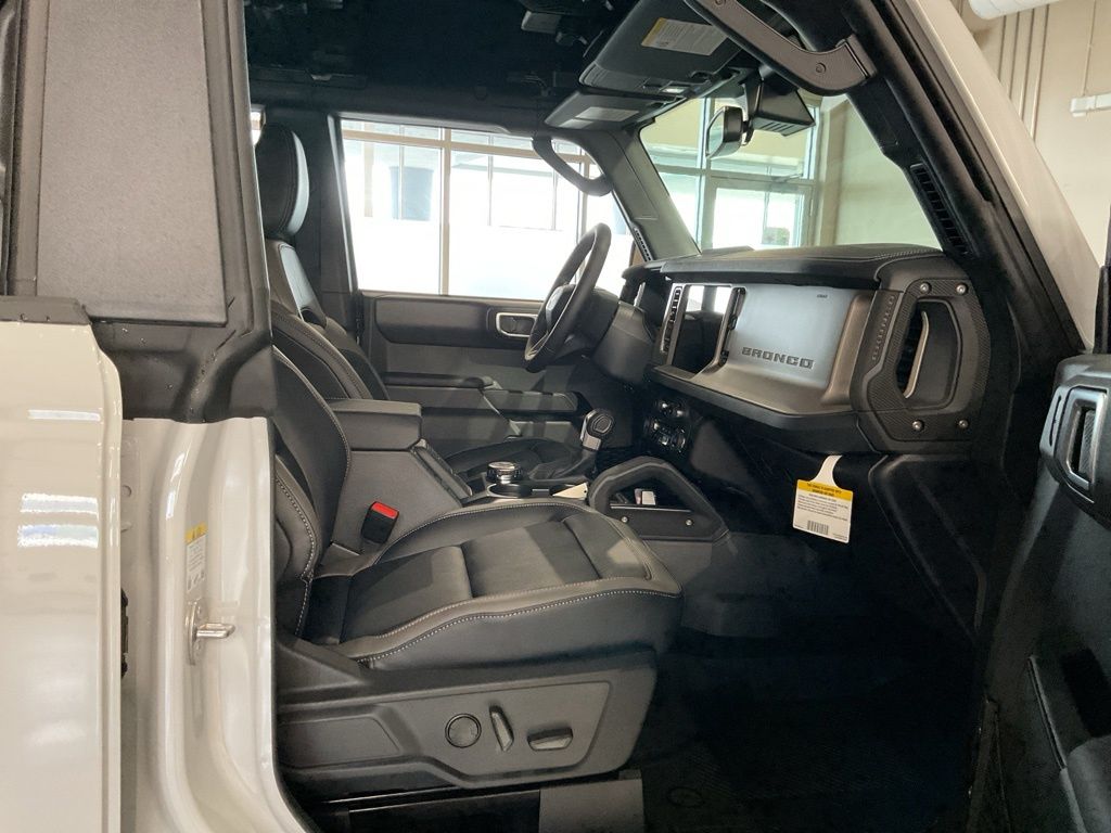 New 2026 White Ford Outer Banks image 23