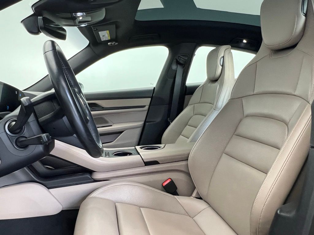 2021 Porsche Taycan  5