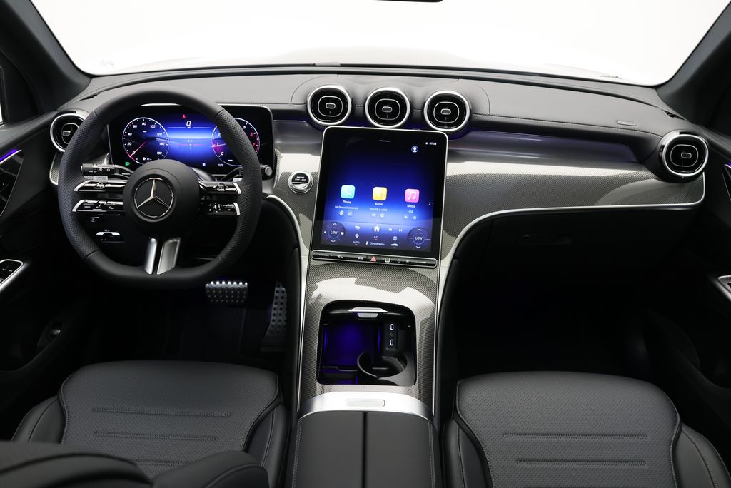 Thumbnail: 2026 Mercedes-Benz GLC - 18
