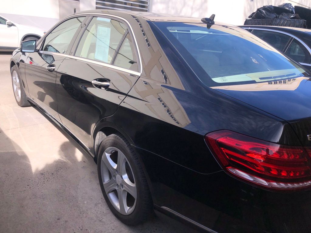 Thumbnail: 2014 Mercedes-Benz E-Class - 5