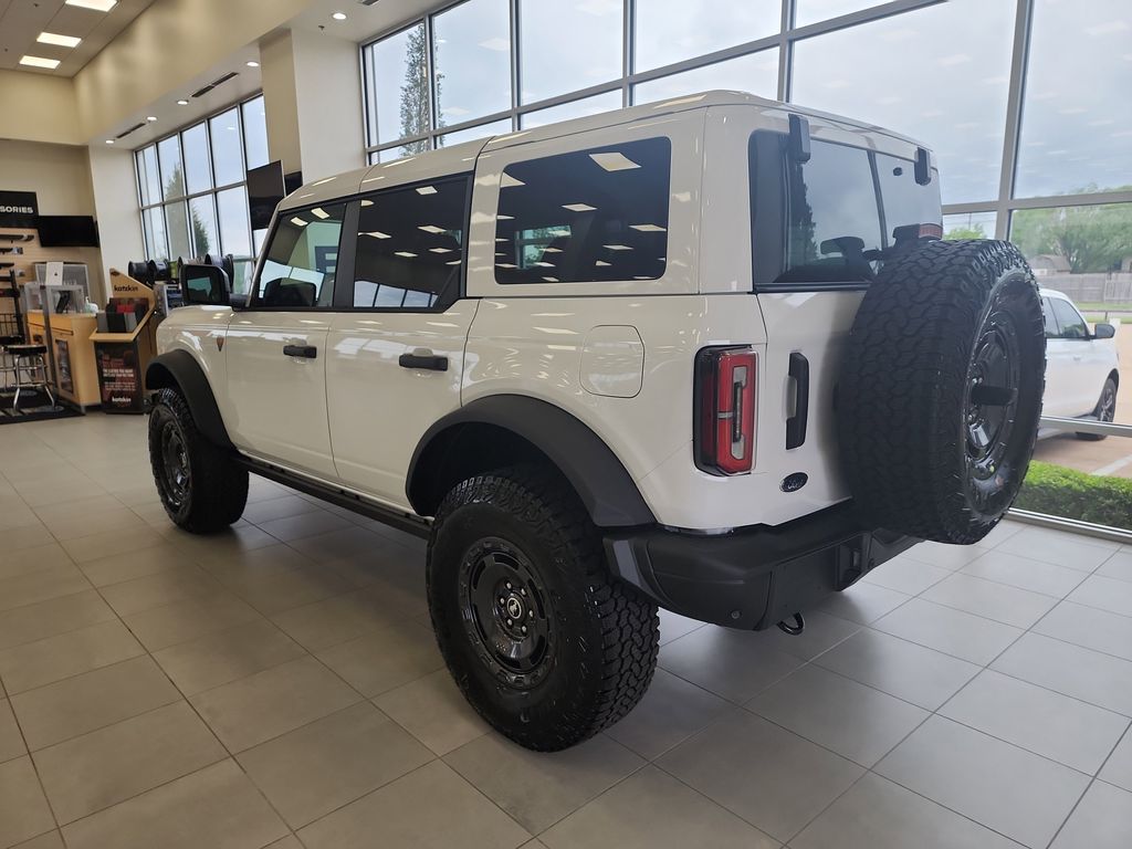 2025 Ford Bronco Badlands photo