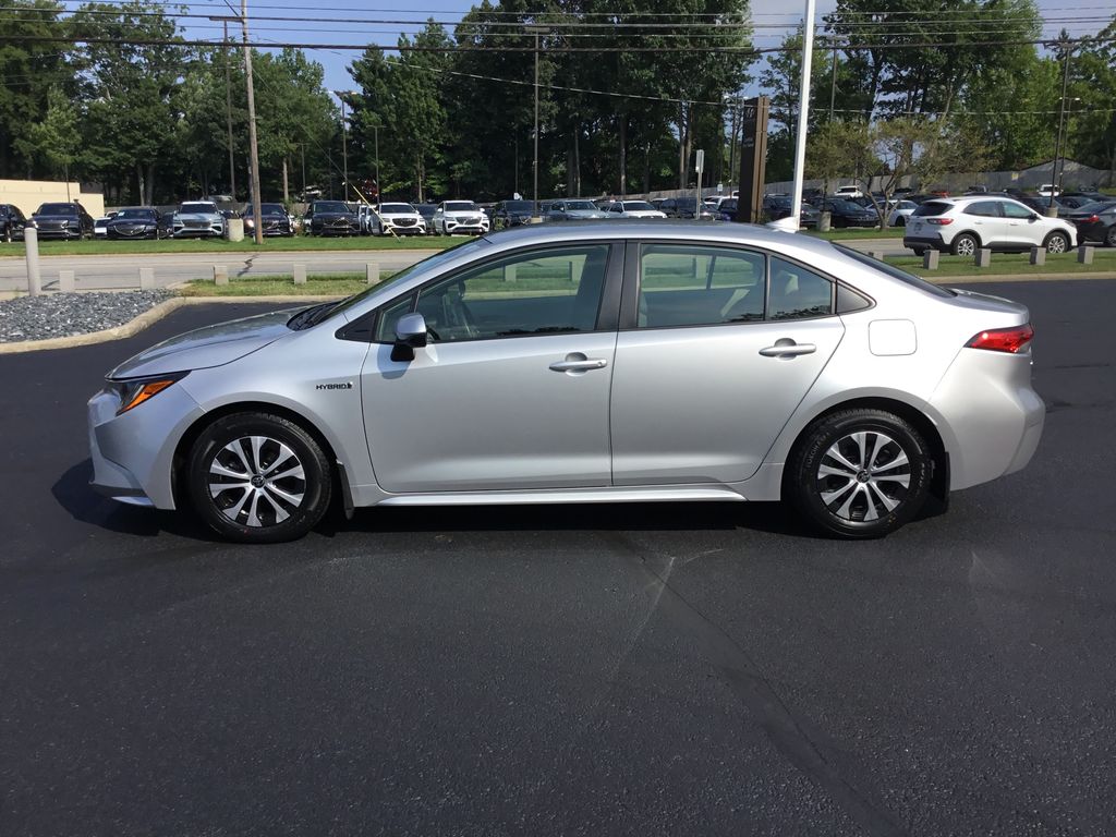 Thumbnail: 2021 Toyota Corolla - 2