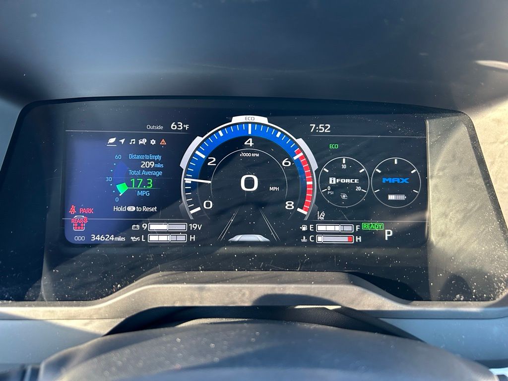 Thumbnail: 2024 Toyota Sequoia - 24