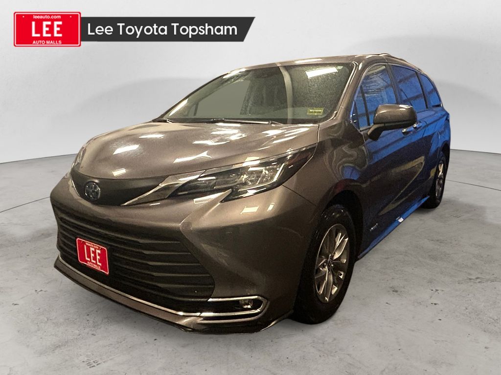 Predawn Gray Mica 2021 Toyota Sienna XLE 7-Passenger FWD Minivan Front-Wheel Drive Continuously Variable Transmission