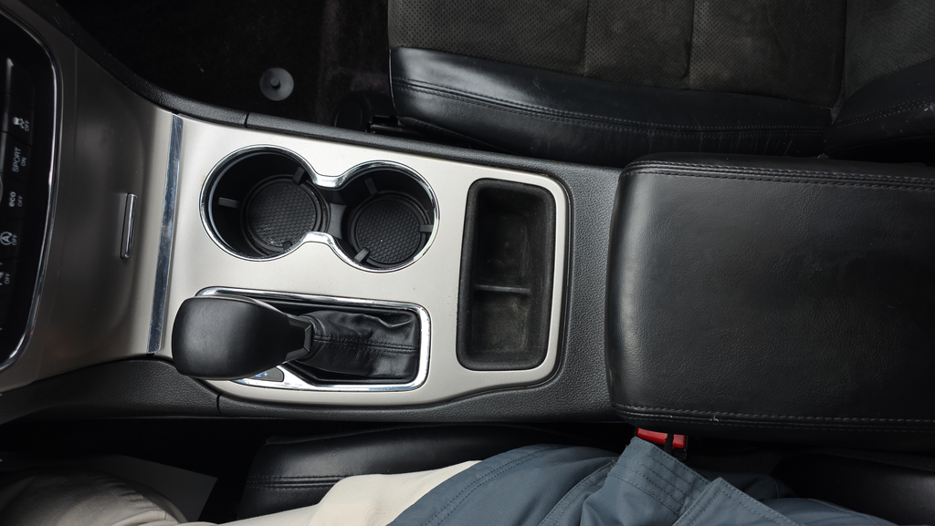 Certified Used 2018 Black Jeep Altitude image 24