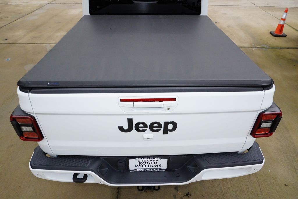 Used Car 2023 Jeep Gladiator  High Altitude For Sale Under $40,000 In Weatherford, Texas