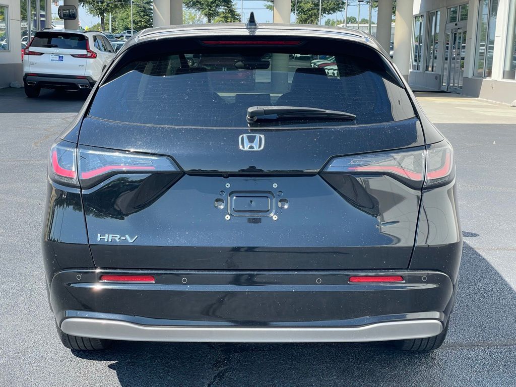Thumbnail: 2023 Honda HR-V - 4
