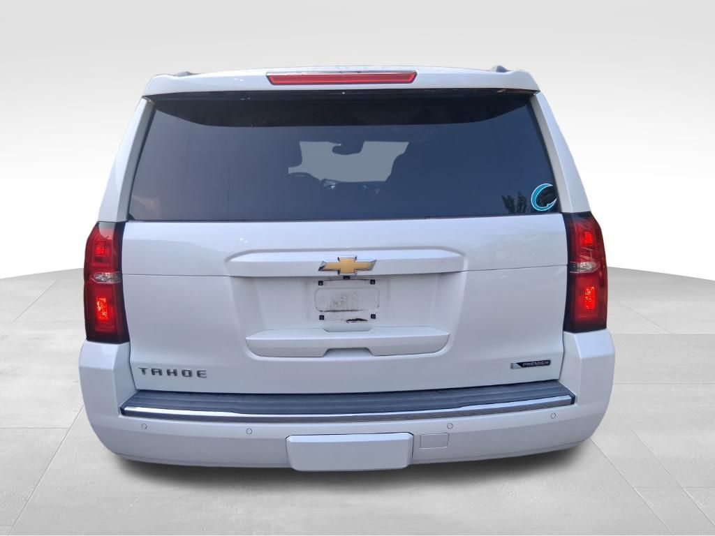 Used 2017 Beige Chevrolet Premier image 4