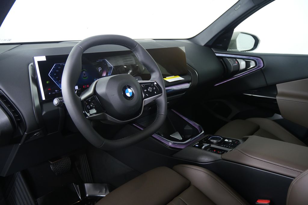 Thumbnail: 2026 BMW X3 - 13