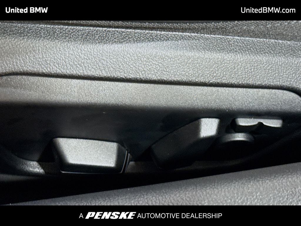 Thumbnail: 2026 BMW Z4 - 4